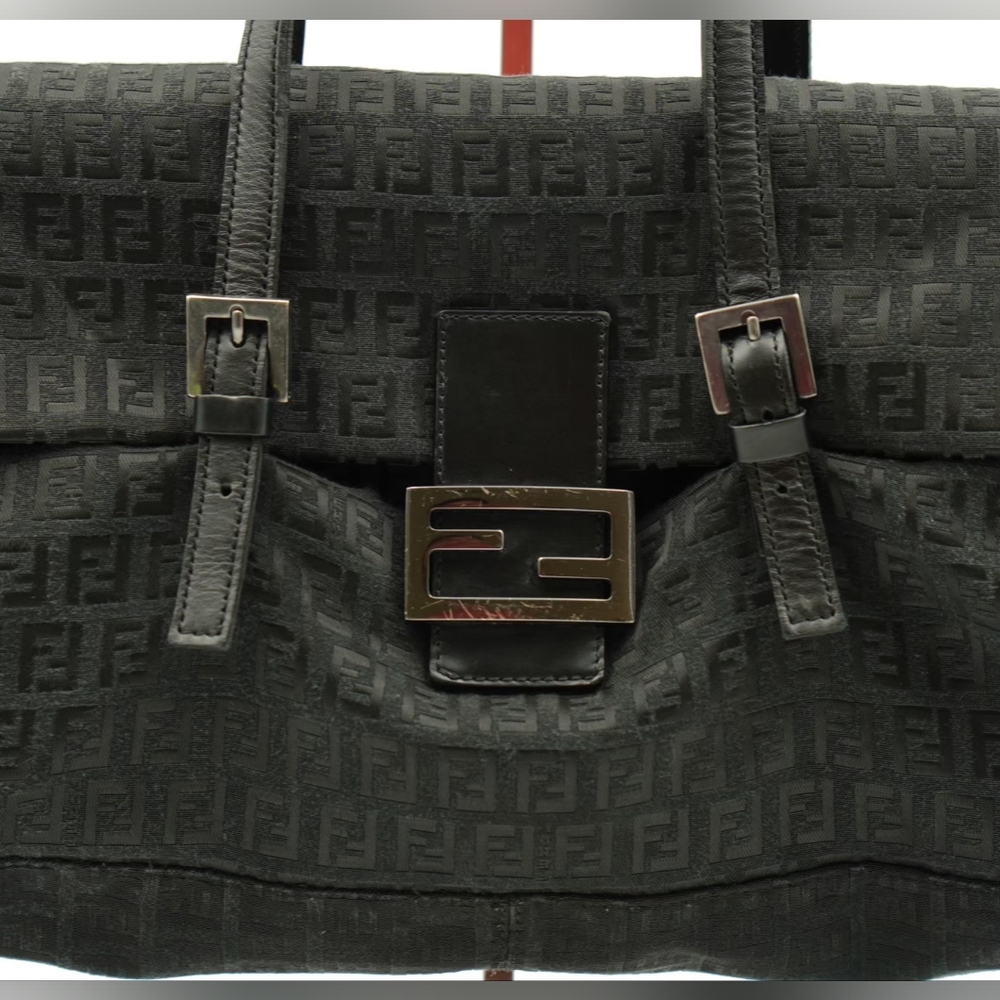 ❌️❌️SOLD❌️❌️J36💖 Fendi Vintage Black Flap Zucchino Shoulder Bag - Picture 3 of 16